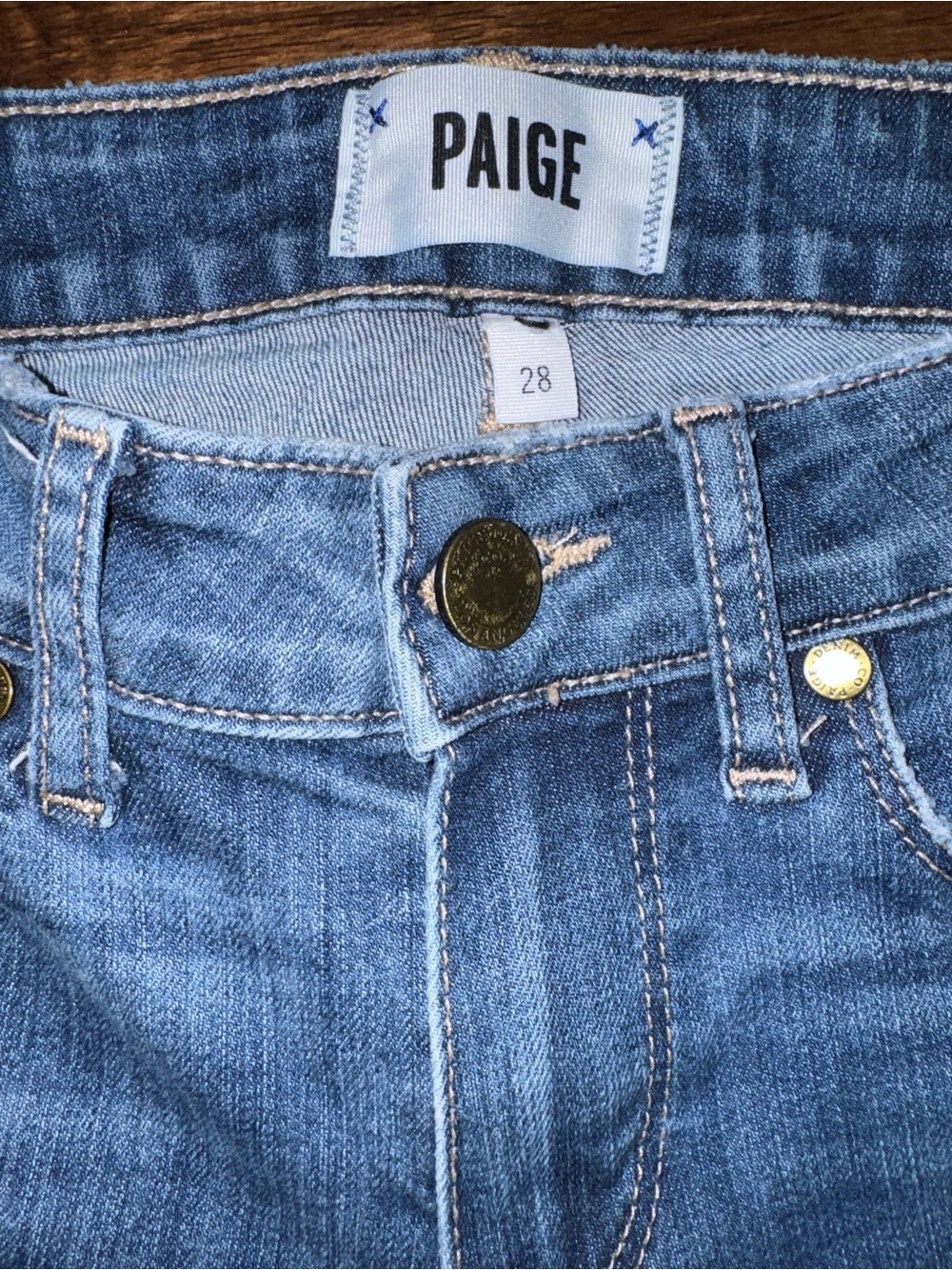 PAIGE Skinny Jeans in Medium Blue Wash - Picture 2 of 6